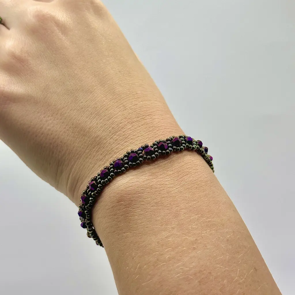 Krystal Violet Armband1.webp